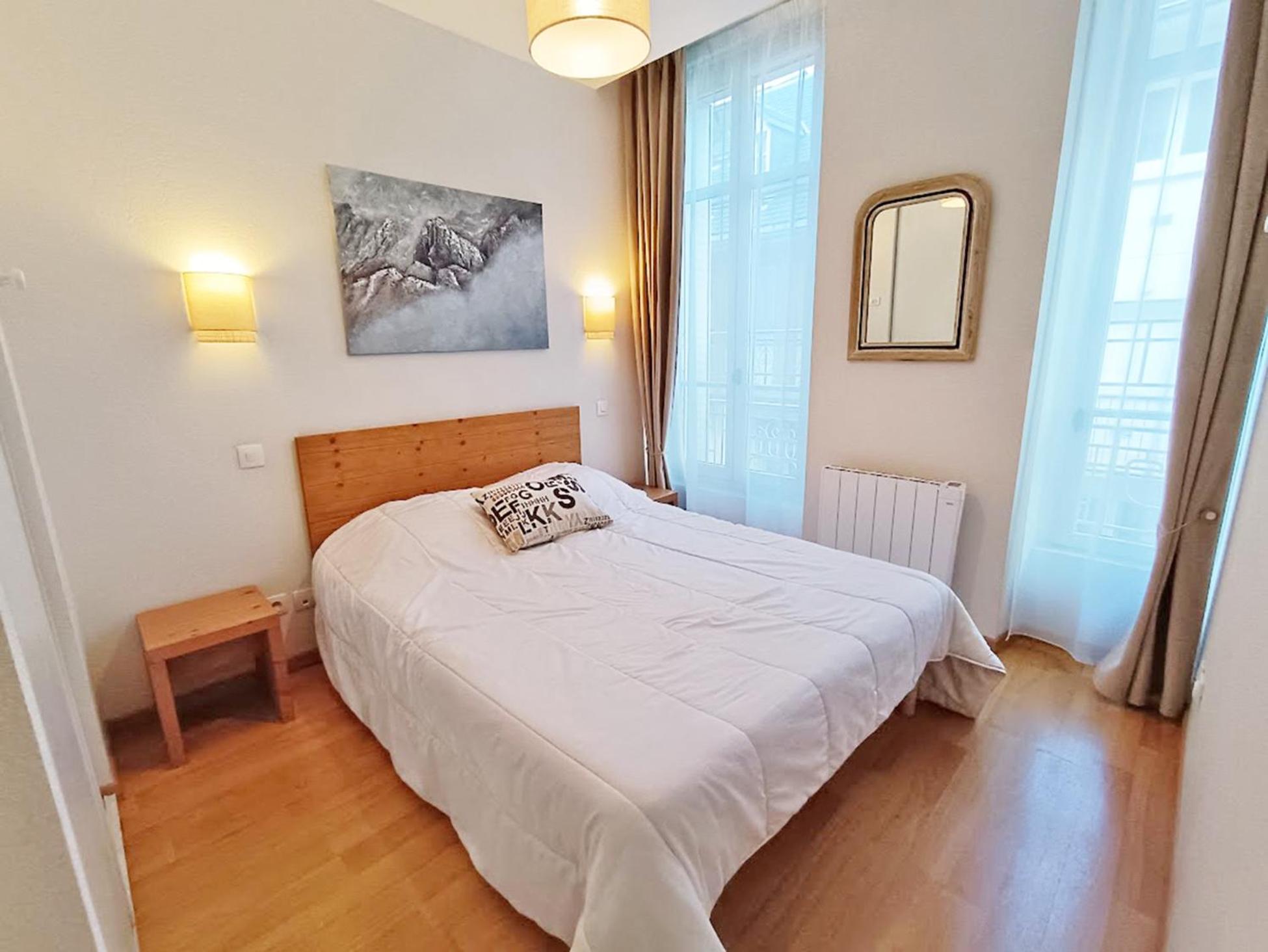 L'Eterlou, T3, Centre Luchon, Wifi, Casier A Skis, Ascenseur, 6 Personnes Bagneres-de-Luchon Экстерьер фото