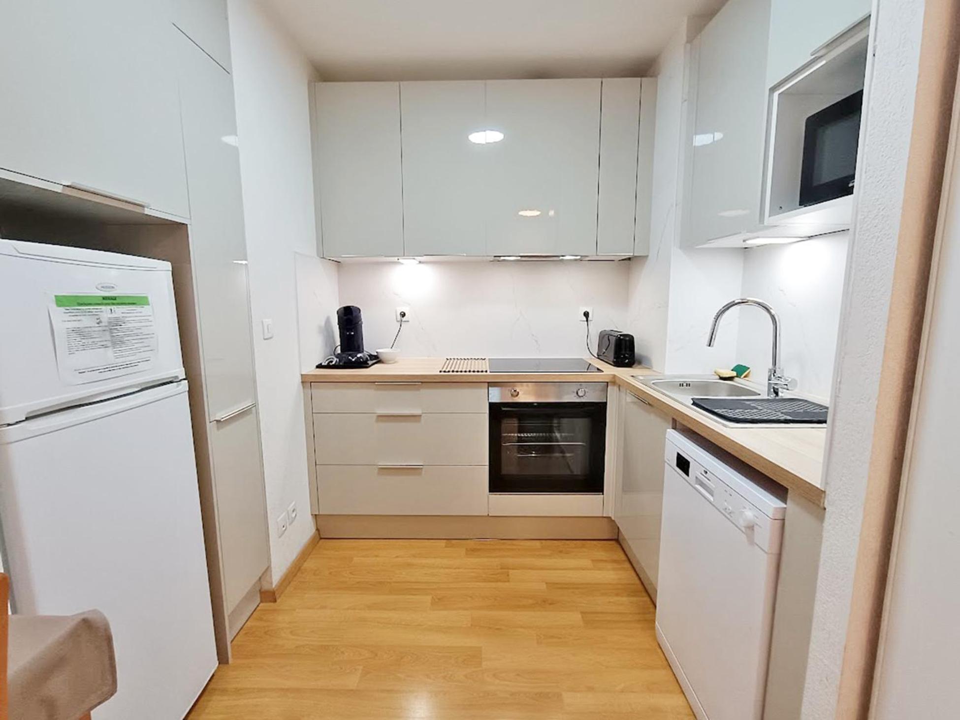 L'Eterlou, T3, Centre Luchon, Wifi, Casier A Skis, Ascenseur, 6 Personnes Bagneres-de-Luchon Экстерьер фото